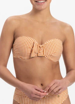 Titelseite -Outlet BEACHLIFE Store 103 176