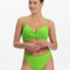 BEACHLIFE Green Flash Twist Bikinitop