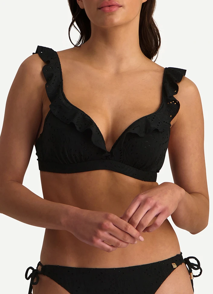 BEACHLIFE Black Embroidery Ruffle Bikinitop 3 BEACHLIFE Black Embroidery Ruffle Bikinitop – Bild 3